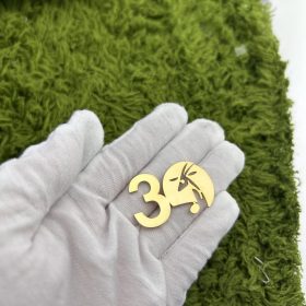 30-years-anniversary-gold-cutout-custom-lapel-pins-dubai