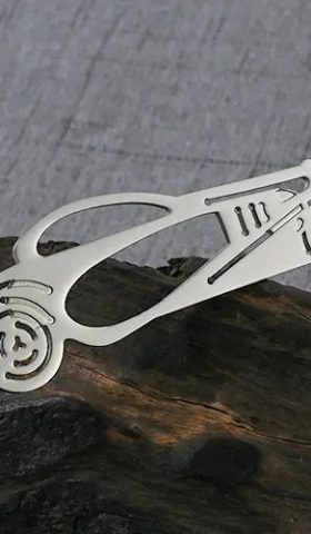 car-shape-silver-cutout-custom-lapel-pins-hor-al-anz
